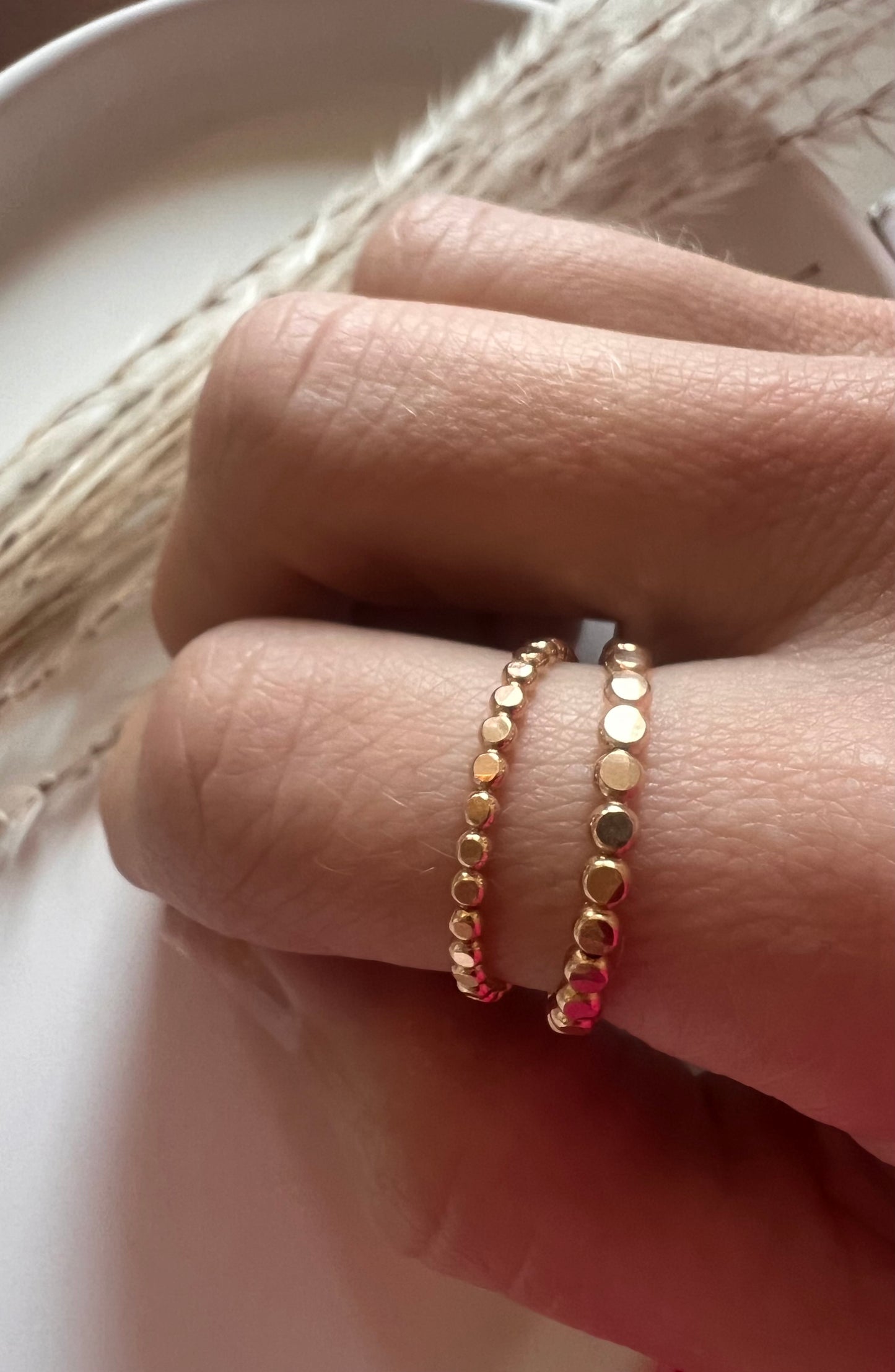 Thick Dotted Band