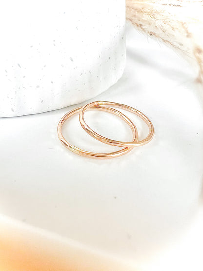 Dainty Hammered Band